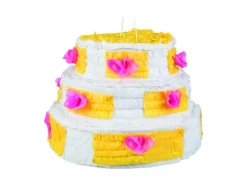 Pi&ntilde;ata Syntym&auml;p&auml;iv&auml;kakku
