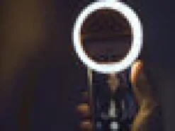Selfie-valo puhelimeen